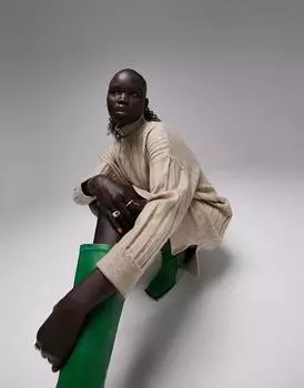 Трикотажное платье в рубчик нейтрального цвета Topshop Petite