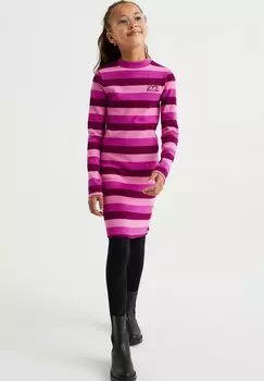 Трикотажное платье WE Fashion, розовое