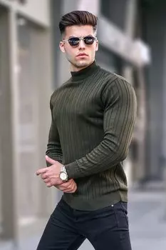 Трикотажный свитер-полуводолазка цвета хаки 5786 MADMEXT