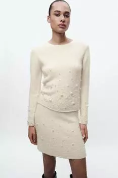 Трикотажный свитер с искусственным жемчугом ZARA, экрю