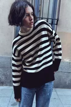 Трикотажный свитер в полоску ZARA, в полоску