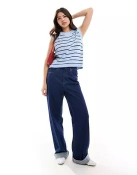 Трикотажный топ без рукавов в синюю полоску с круглым вырезом ASOS DESIGN