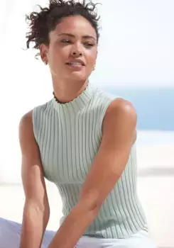 Трикотажный топ LASCANA из мягкого ребристого трикотажа с воротником стойкой, мятный