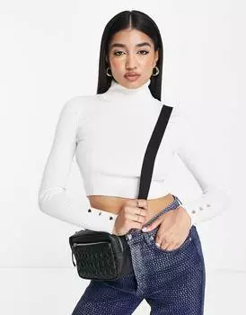 Трикотажный топ в рубчик цвета слоновой кости Miss Selfridge