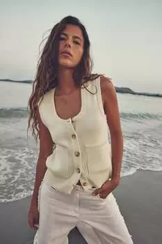 Трикотажный жилет с накладными карманами Zara, экрю