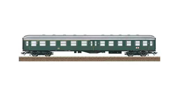 Trix Вагон пассажирский 1/2 Сорт