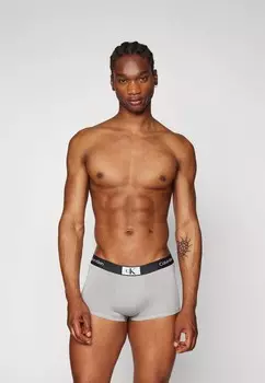 Трусики STRETCH LOW RISE TRUNK 3 PACK Calvin Klein, черный