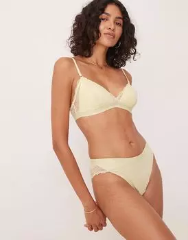 Трусики-танга Calvin Klein Modern Lace нежно-желтого цвета
