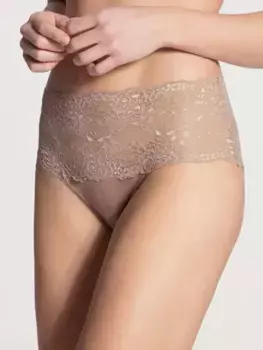 Трусы CALIDA с высокой талией "Sensual Secrets", широкий пояс из прозрачного кружева, 14 см, цвет Almondine