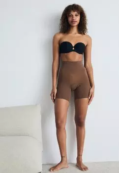 Трусы Everyday Seamless Shaping Spanx, каштановые