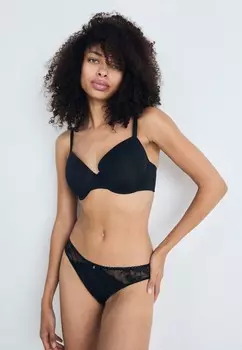 Трусы LASCANA, черный