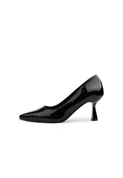 Туфли Bata, цвет schwarz