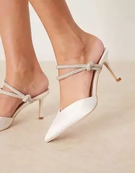 Туфли Be Mine Wide Fit Bridal Diella на каблуке-рюмочке с декорированными ремешками цвета слоновой кости