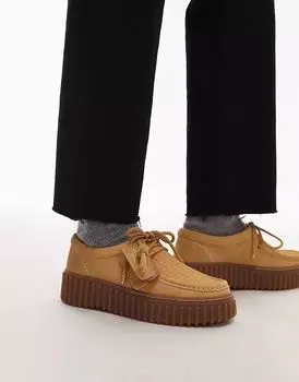 Туфли Clarks Torhill Bee из золотисто-коричневой замши