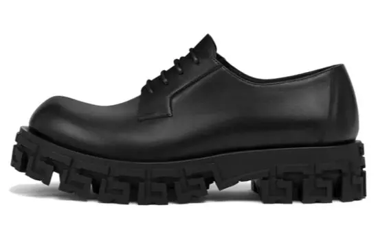 Туфли-дерби Versace Greca Portico, черный