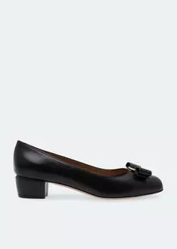 Туфли FERRAGAMO Vara pumps, черный