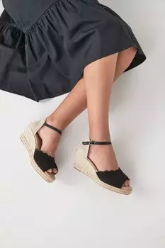Туфли Forever Comfort с открытыми носками и отделкой ракушкой Next, черный