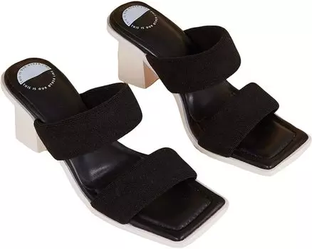 Туфли INTENTIONALLY BLANK Thursday, черный