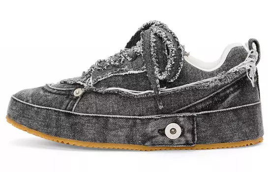 Туфли Lifestyle женские низкие темно-серые Loewe