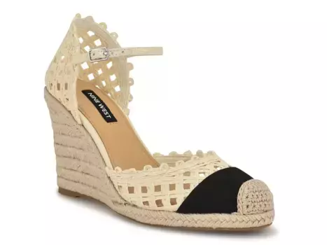 Туфли-лодочки McKinly Wedge Туфли Nine West, Off White