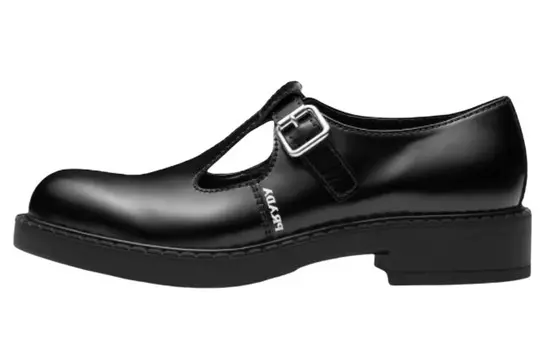 Туфли Мэри Джейн из матовой кожи Prada, черный