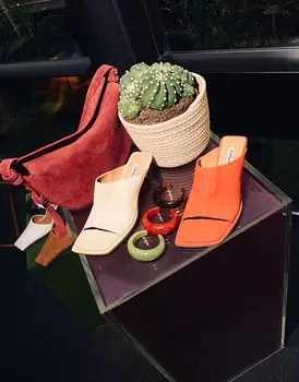 Туфли-мюли Topshop Premium Ilya из натуральной замши с открытым квадратным носком красного цвета