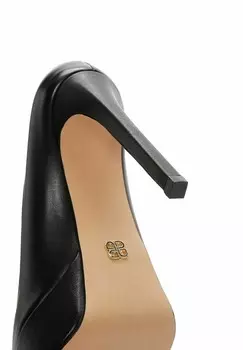 Туфли на каблуках Derimod, черный