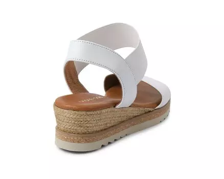 Туфли на каблуках Neveah Andre Assous, белый