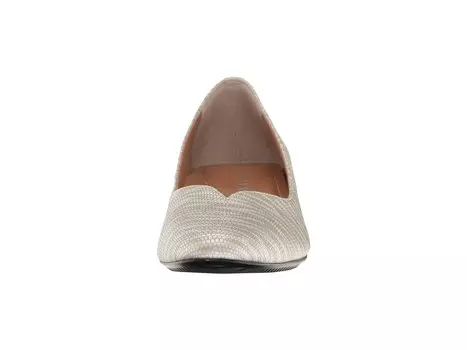 Туфли на каблуке J. Renee Bambalina