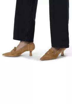 Туфли на каблуке Manfield, бежевый