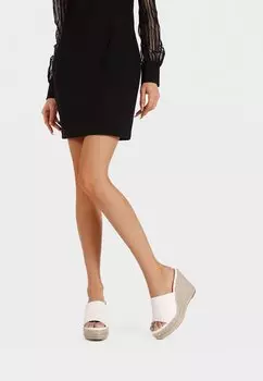 Туфли на каблуке Queen Helena, белый