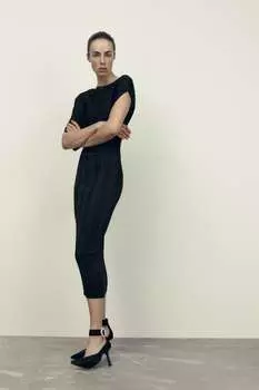 Туфли на каблуке с блестящей пряжкой ZARA, черный