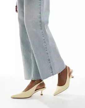 Туфли на каблуке с открытой пяткой желтого цвета New Look