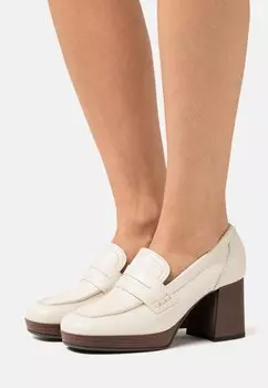 Туфли на платформе Bullboxer