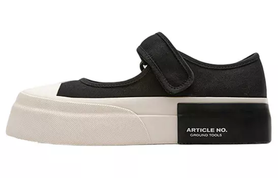 Туфли на платформе женские низкие черные Article No.