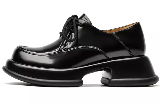 Туфли на платформе женские низкие черные Beau Today