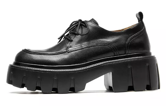 Туфли на платформе женские низкие классические черные Beau Today