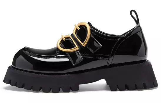 Туфли на платформе женские низкие Mio