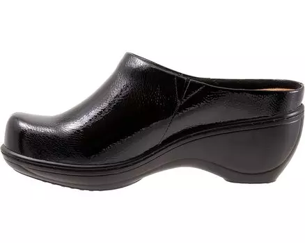 Туфли на плоской подошве Madison SoftWalk, черный