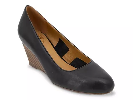 Туфли на танкетке Andre Assous Khloe, черный