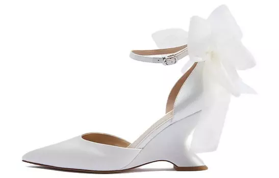 Туфли на высоком каблуке женские белый 73Hours