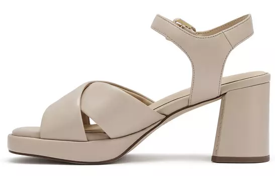 Туфли на высоком каблуке женские светло-хаки Clarks