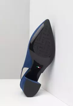 Туфли NeroGiardini, синий