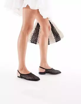 Туфли Stradivarius с вырезанным плетением и острым носком черного цвета