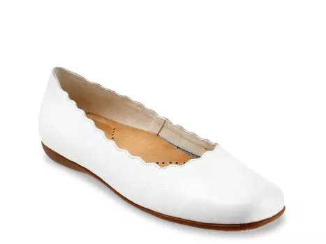 Туфли Trotters Sabine на плоской подошве, белый