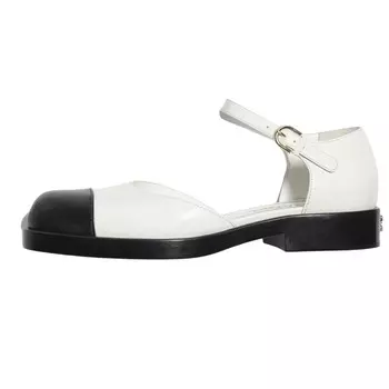 Туфли женские Chanel, черный / белый