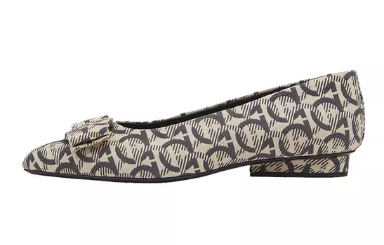 Туфли женские Ferragamo Viva, бежевый / черный