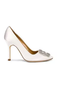 Туфли женские Hangisi 105 Satin Heel Manolo Blahnik, цвет Cream