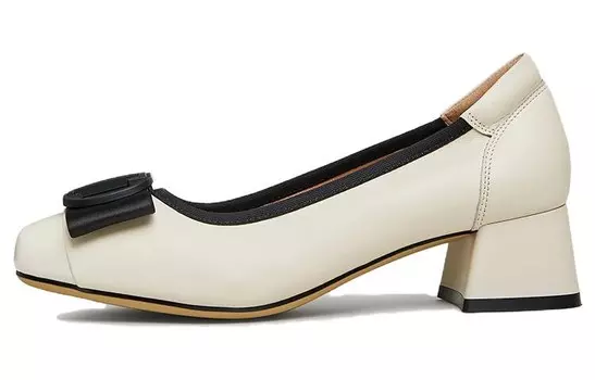 Туфли женские на высоком каблуке Tata, черный