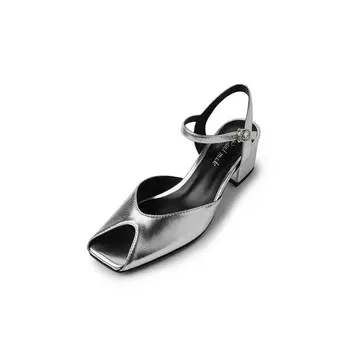 Туфли женские на высоком каблуке Zi Xiao, белый